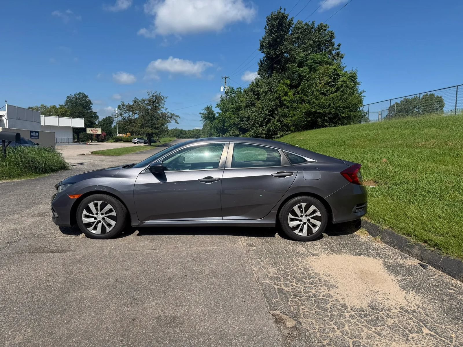 Used 2019 Honda Civic LX image 3