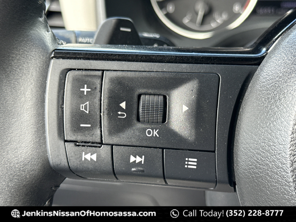 Certified 2021 Nissan Rogue SV w/ Premium Package FWD image 42