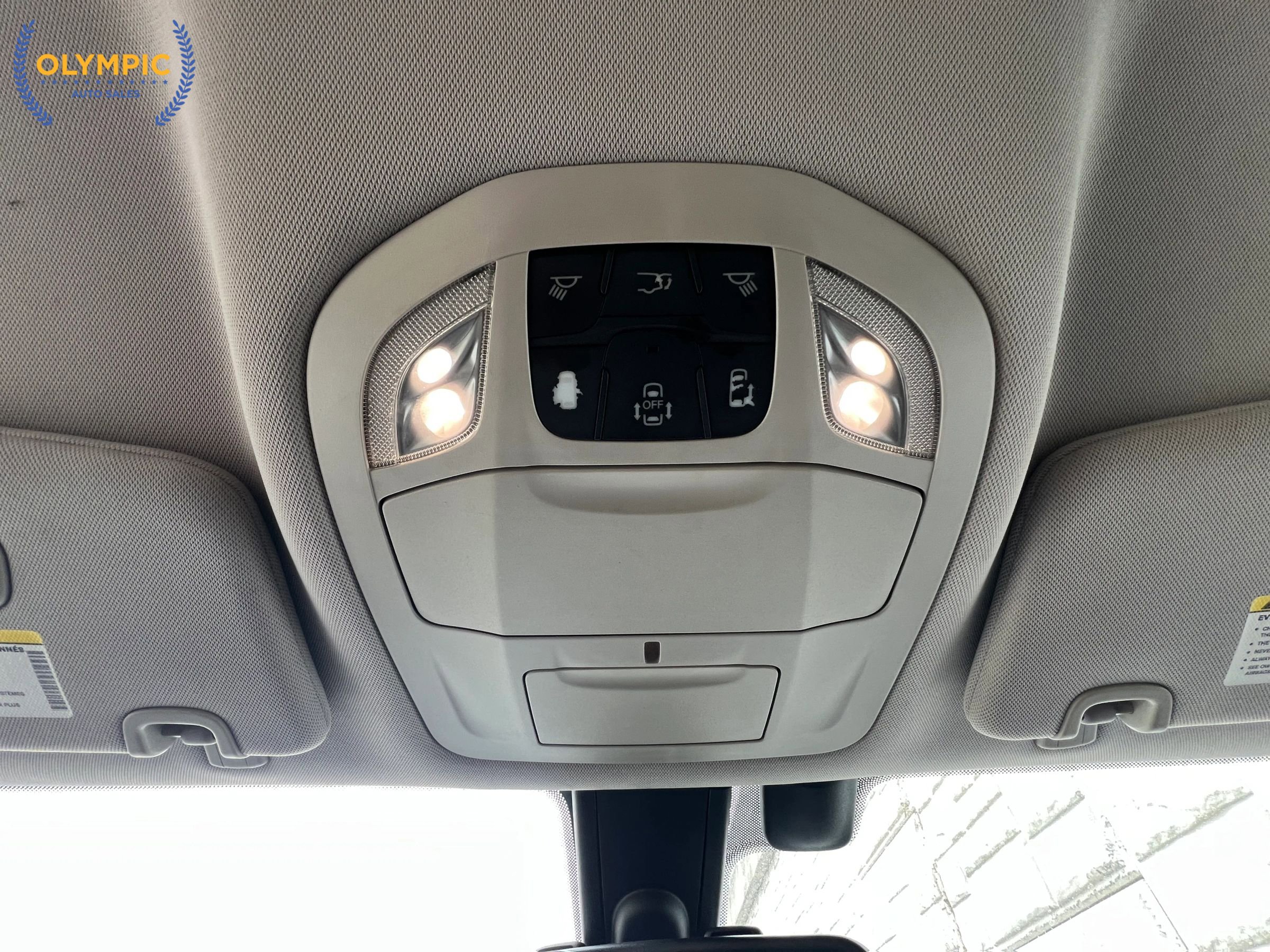 Used 2017 Chrysler Pacifica Touring-L image 31