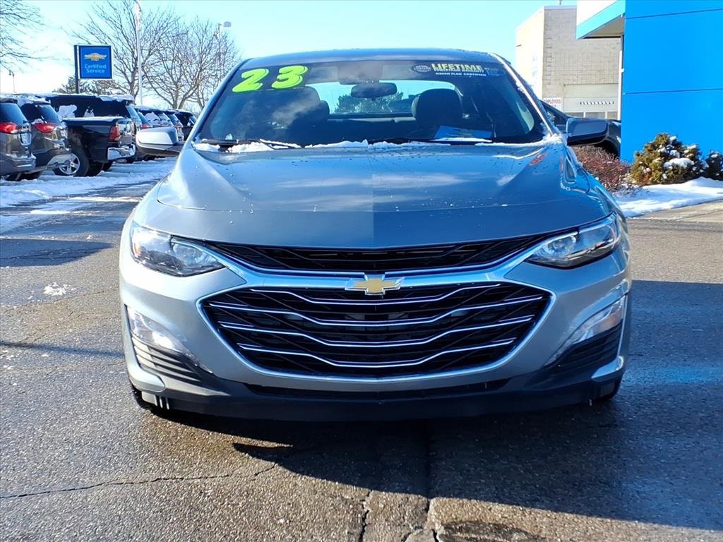 Used 2023 Chevrolet Malibu LT image 3
