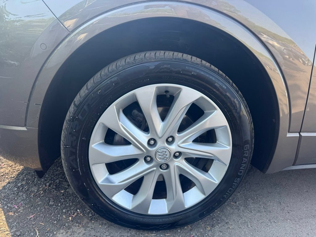 Used 2017 Buick Envision Premium w/ Driver Confidence Package AWD/4WD image 24