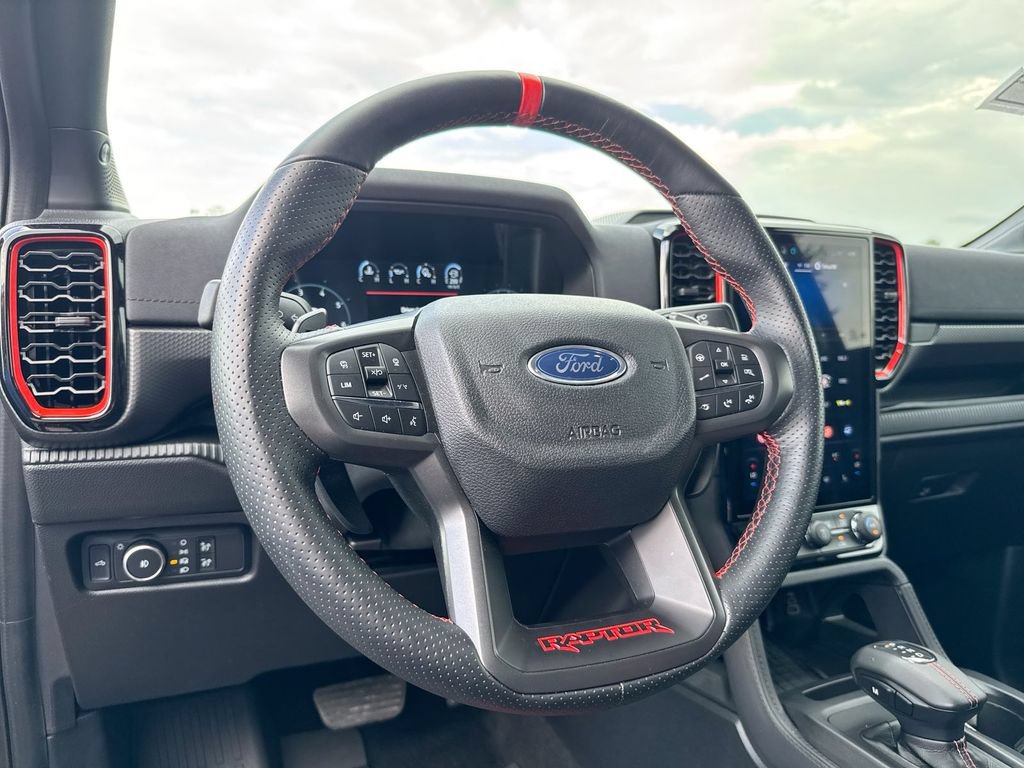 Used 2025 Ford Ranger Raptor AWD/4WD image 11