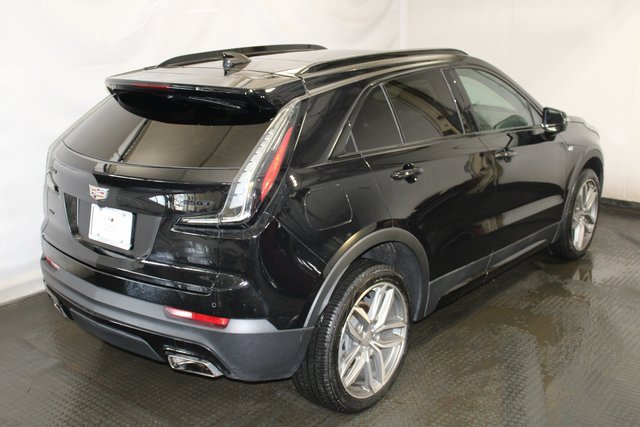 Certified 2023 Cadillac XT4 Sport w/ Cold Weather Package image 4