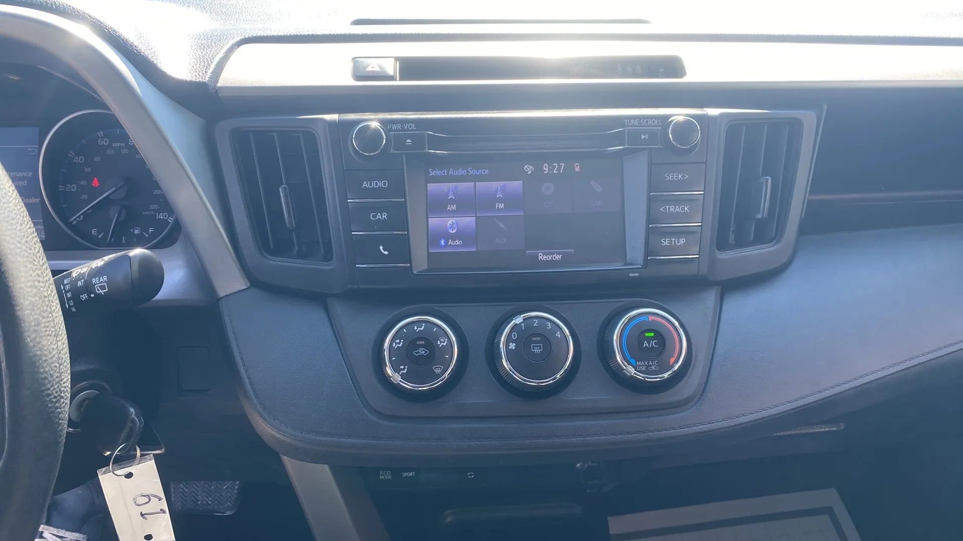 Used 2018 Toyota RAV4 LE w/ All Weather Liner Package image 22