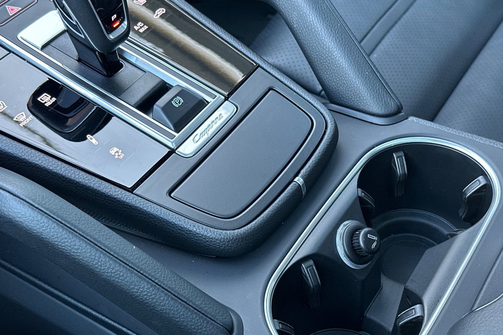 Used 2021 Porsche Cayenne image 26