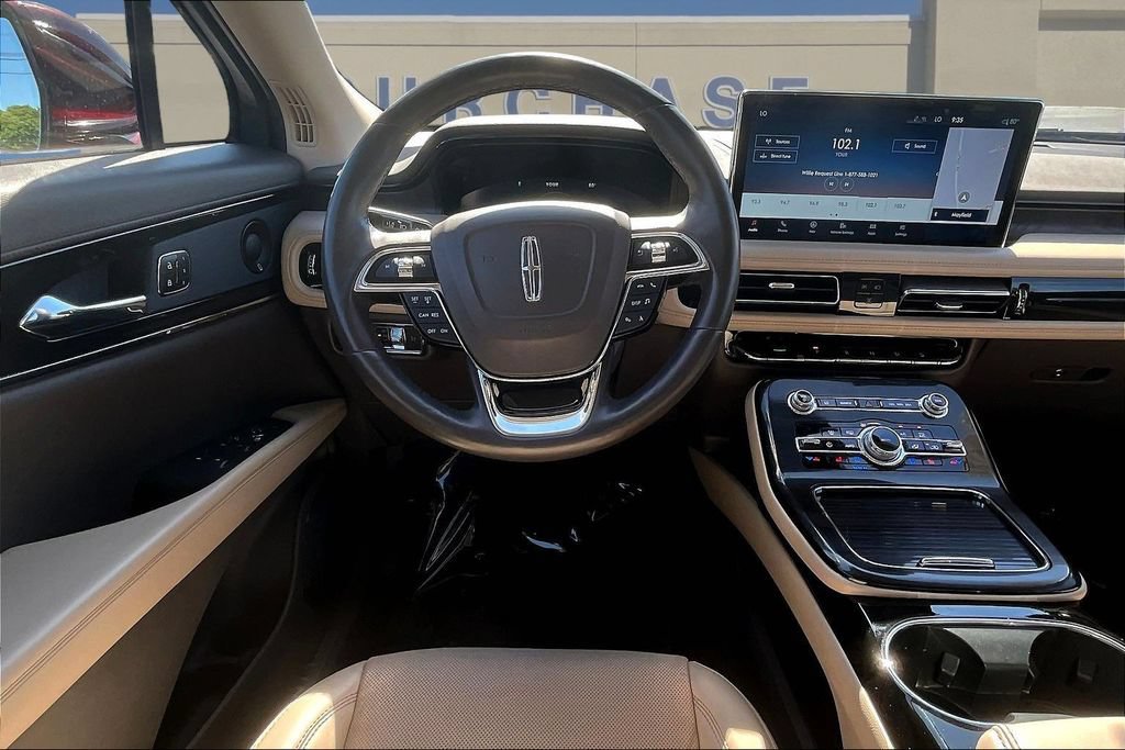 Used 2021 Lincoln Nautilus Reserve FWD image 10