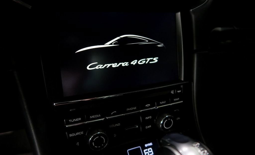 Used 2016 Porsche 911 Carrera 4 GTS image 30