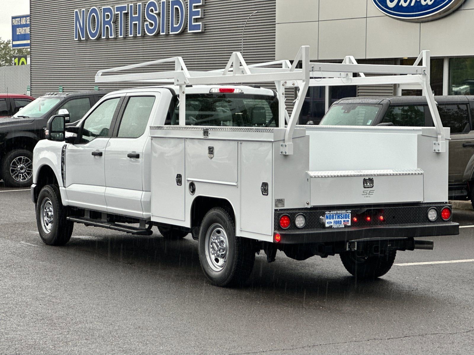 New 2026 Ford F250 XL w/ XL Chrome Package image 4