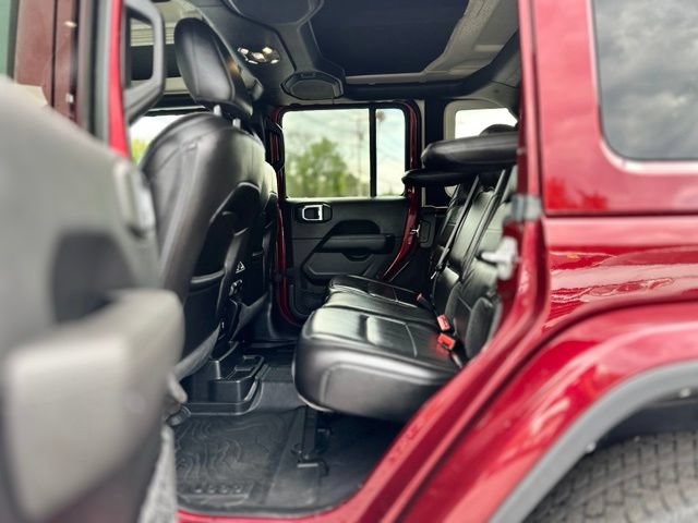 Used 2021 Jeep Wrangler Unlimited Sahara AWD/4WD image 19