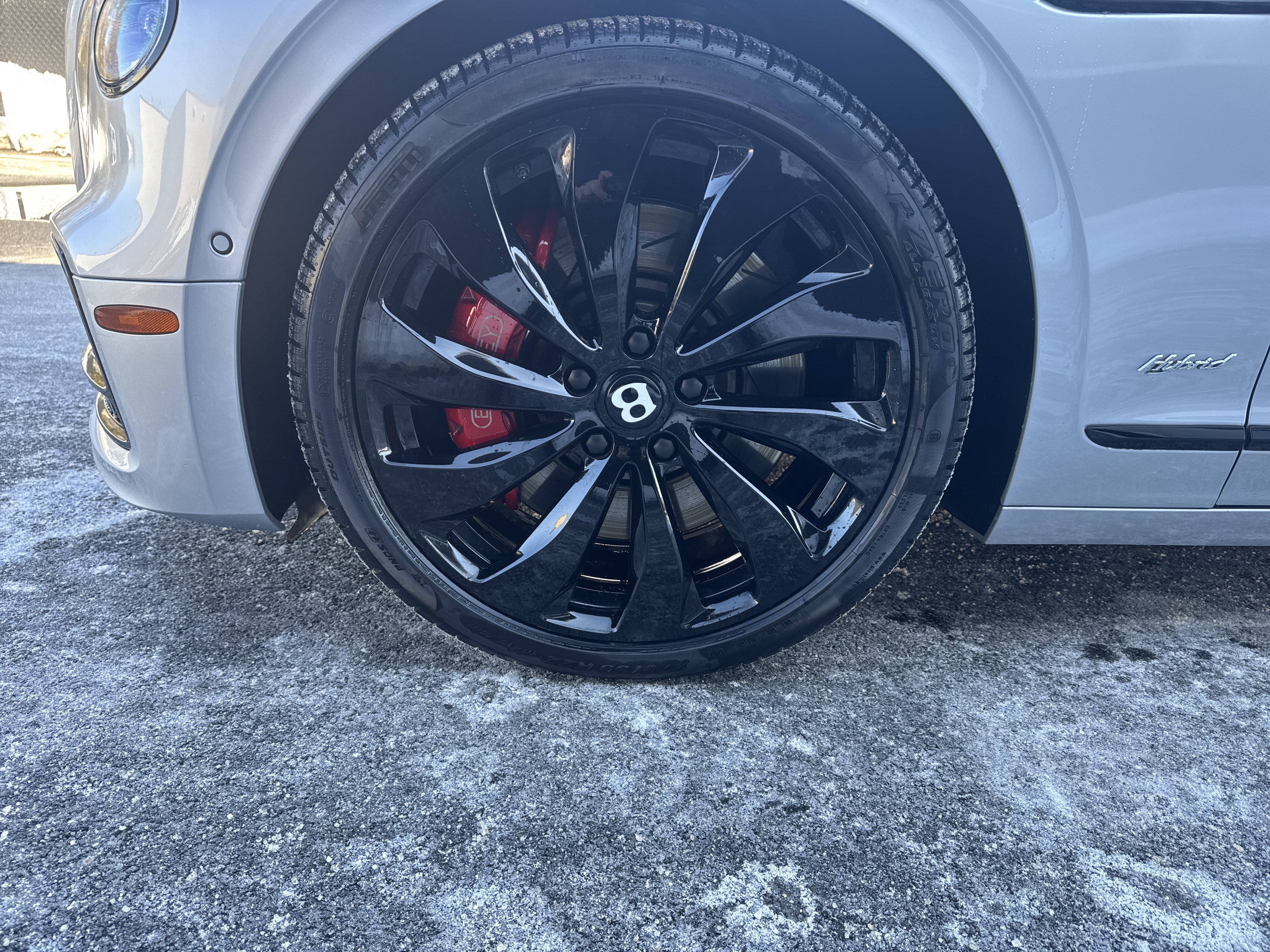 Used 2022 Bentley Flying Spur Plug-In Hybrid image 6