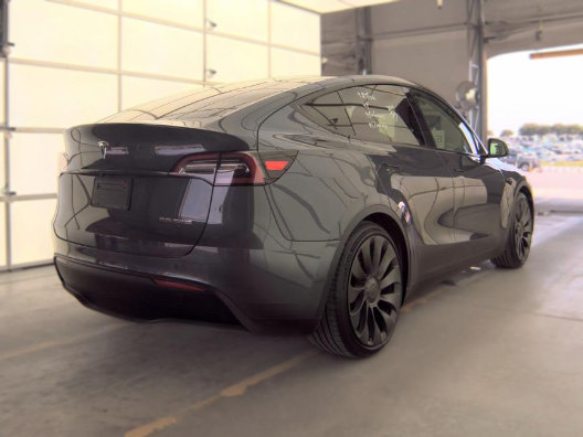 Used 2022 Tesla Model Y Performance AWD/4WD image 2