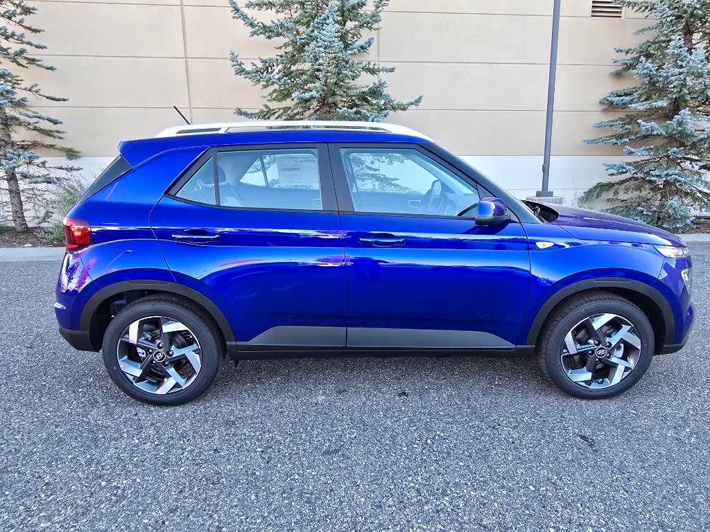 New 2025 Hyundai Venue SEL image 6