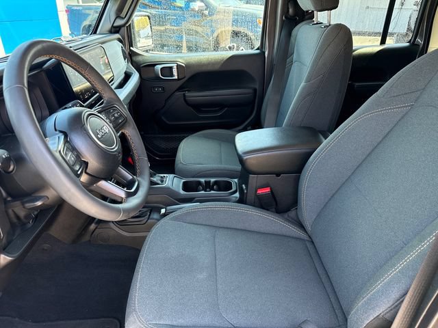 Used 2024 Jeep Wrangler Unlimited Sport AWD/4WD image 11