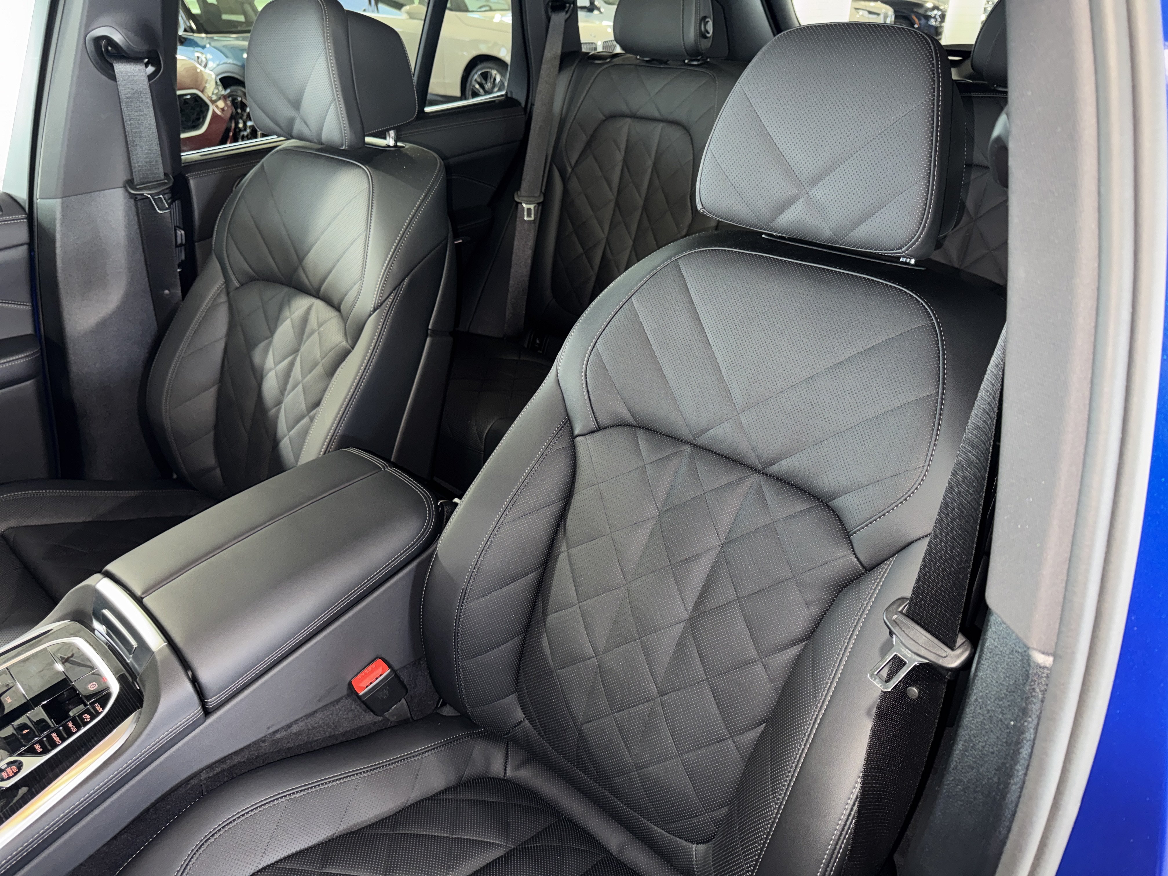Certified 2026 BMW X5 M60i AWD/4WD image 33
