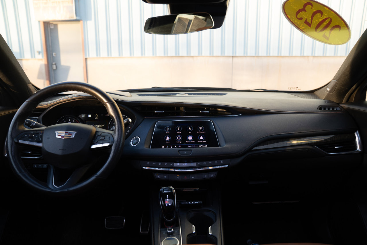 Used 2023 Cadillac XT4 Sport image 31