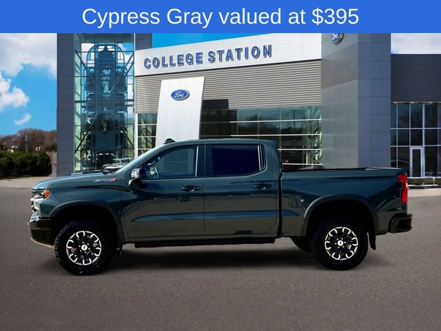 Used 2025 Chevrolet Silverado 1500 ZR2 w/ Technology Package AWD/4WD image 3