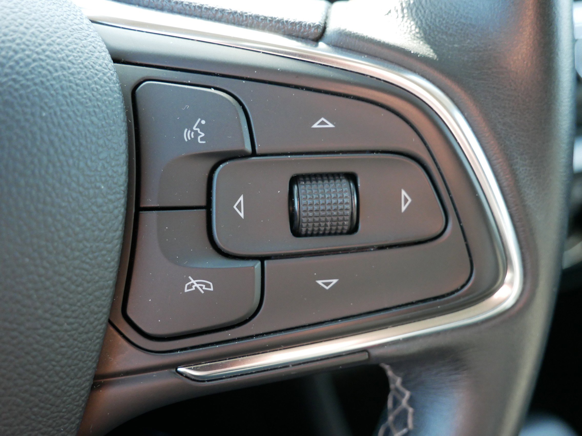 Used 2021 Buick Encore GX Select image 24