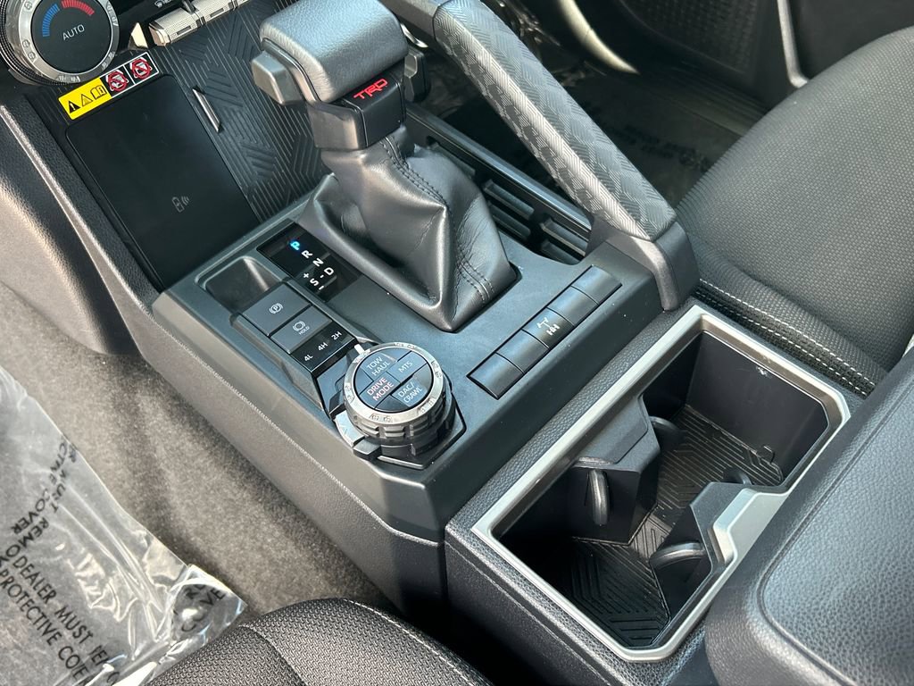 Used 2025 Toyota 4Runner TRD Off-Road AWD/4WD image 14