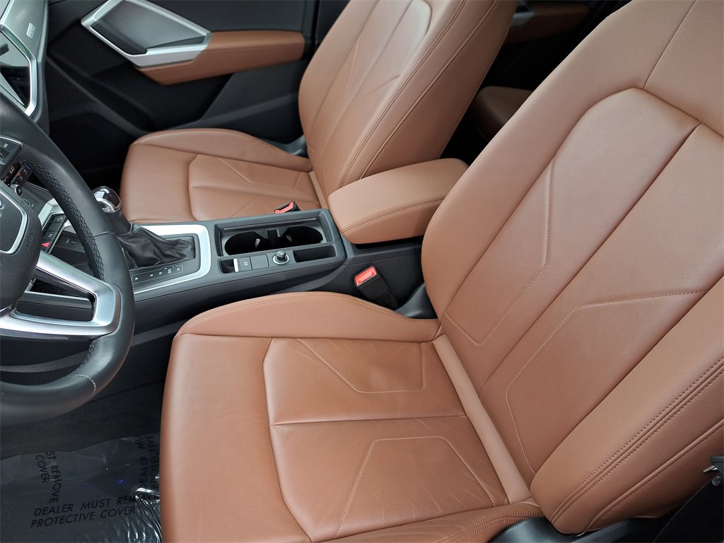 Certified 2024 Audi Q3 2.0T Premium Plus w/ Premium Plus Package image 18