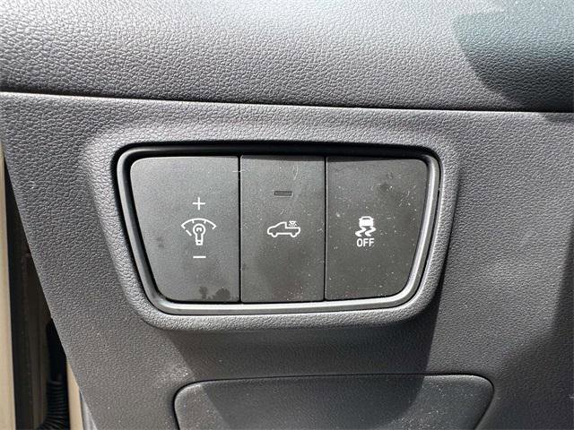 Certified 2024 Hyundai Santa Cruz SEL image 14