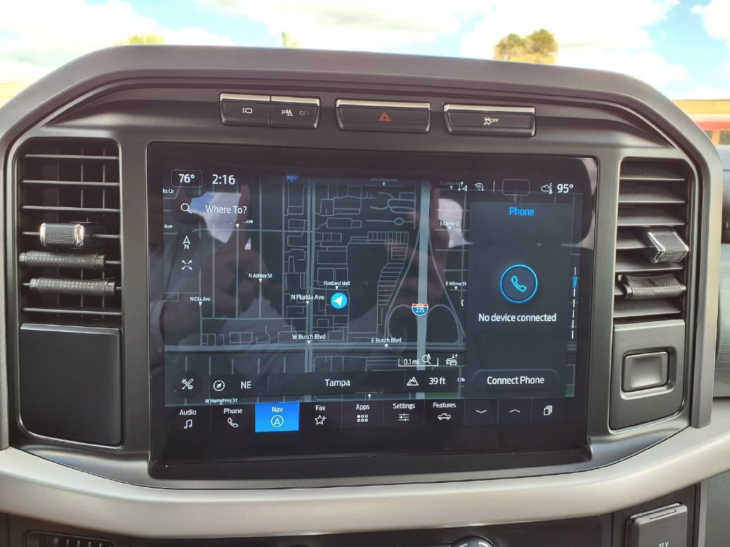 Used 2023 Ford F150 Lightning XLT AWD/4WD image 30