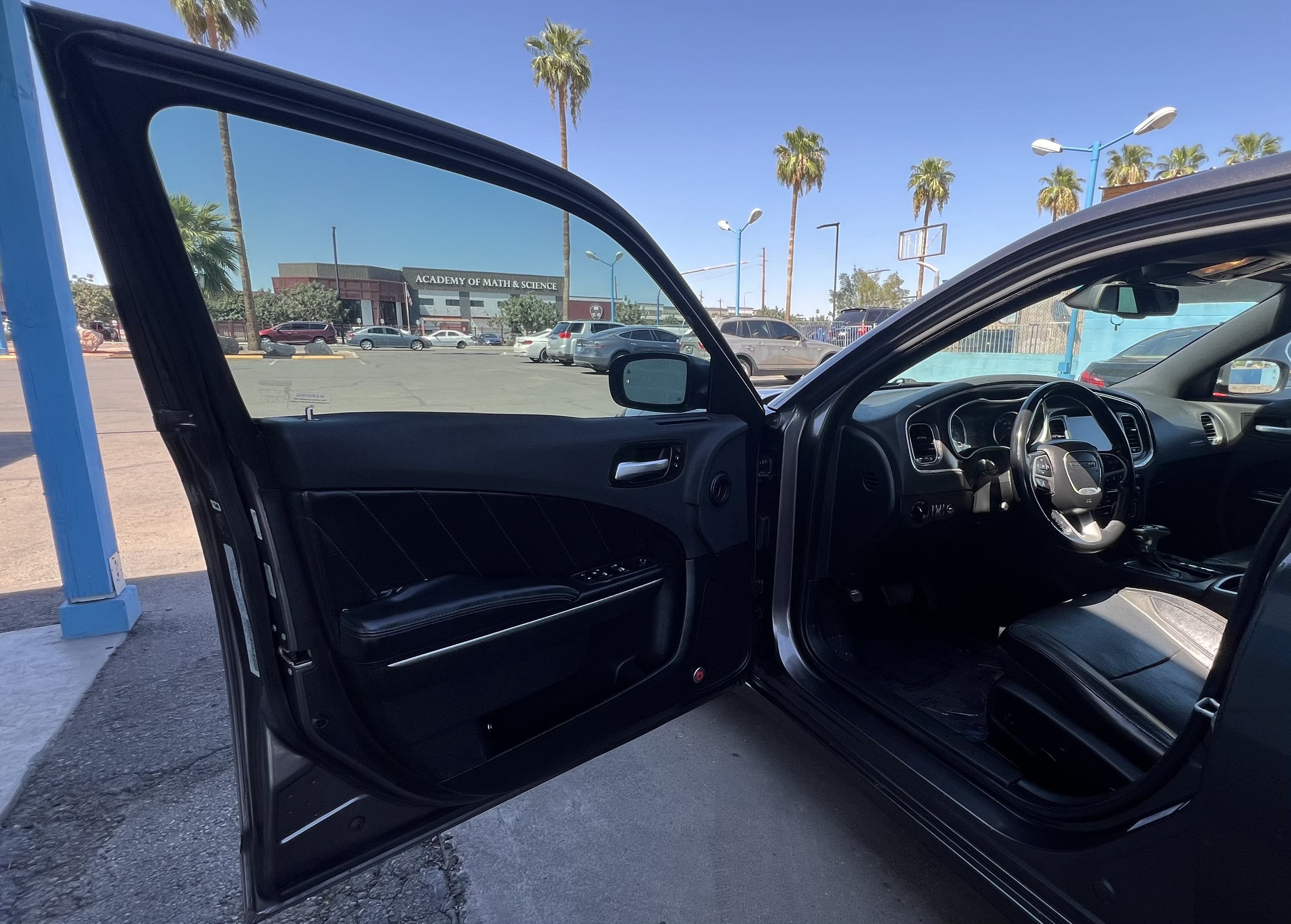Used 2015 Dodge Charger R/T w/ Premium Group RWD image 9