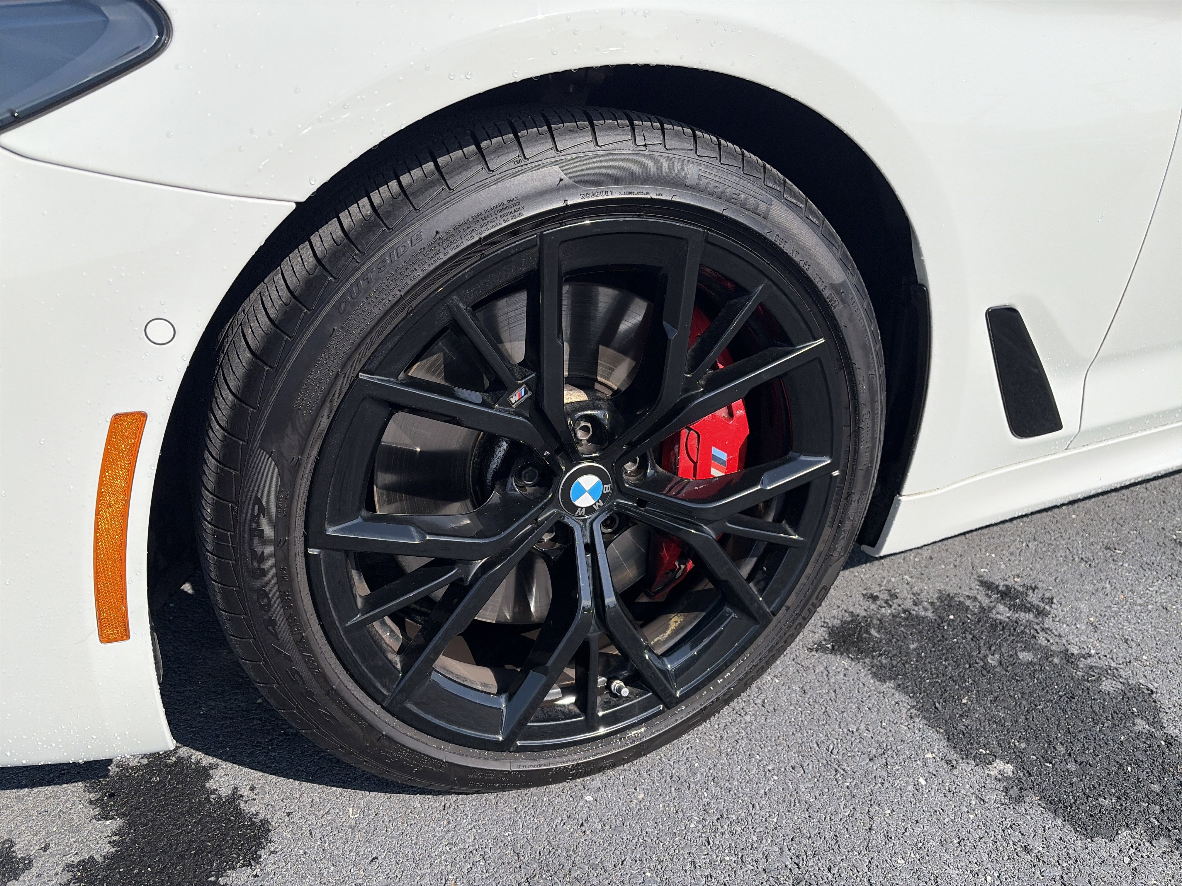 Used 2023 BMW M550i xDrive w/ Executive Package AWD/4WD image 15