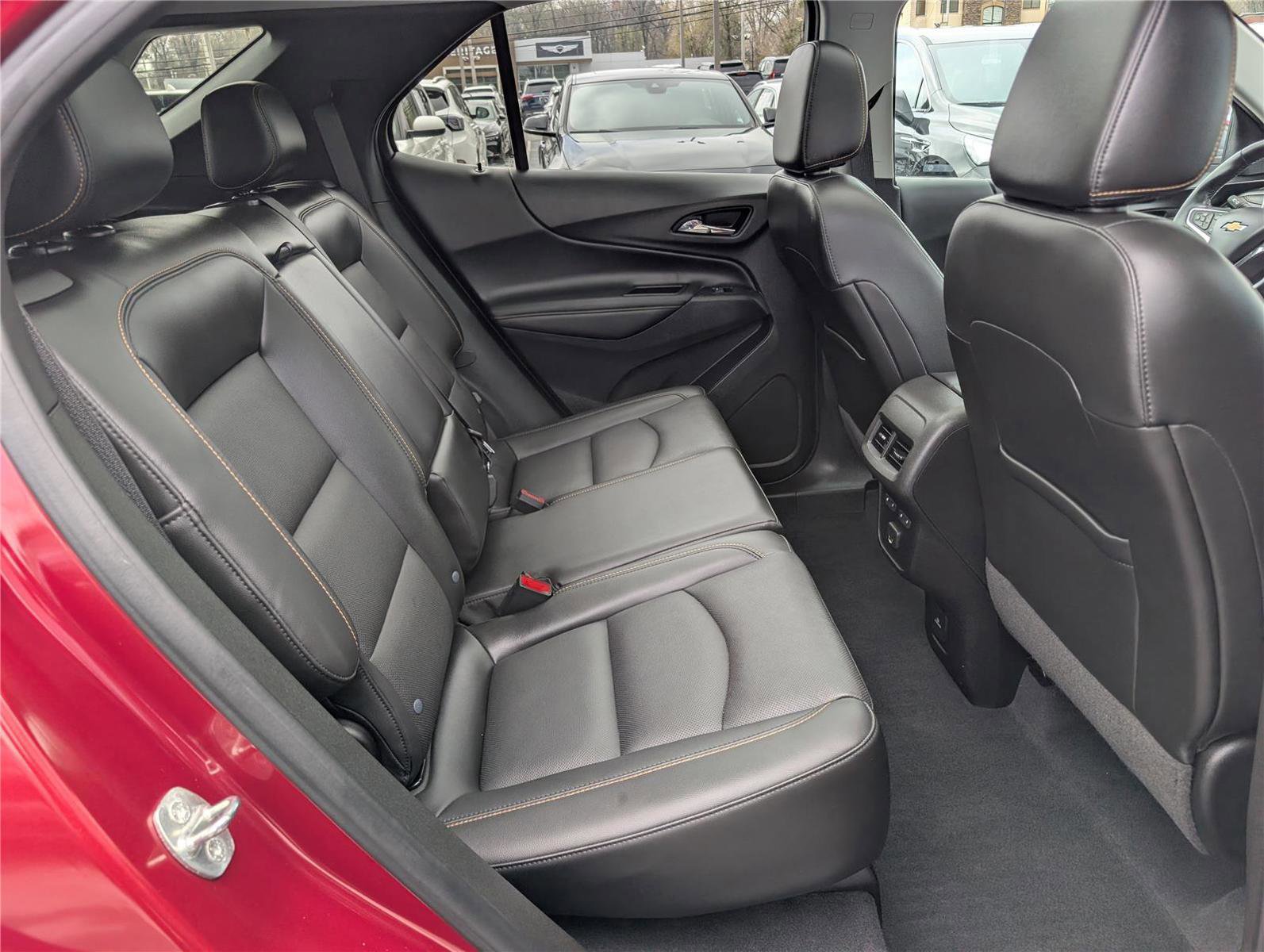 Used 2021 Chevrolet Equinox Premier AWD/4WD image 13