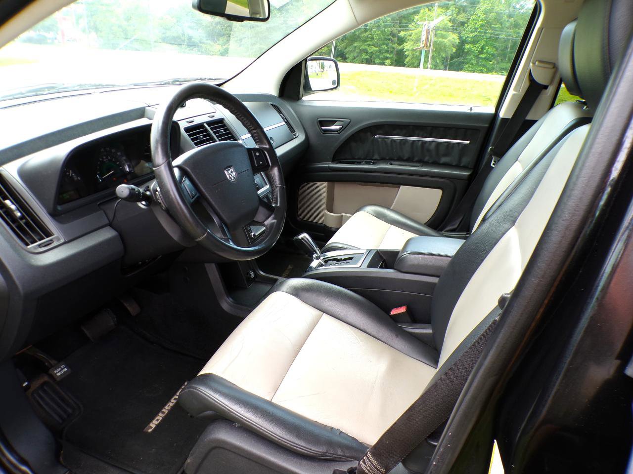 Used 2009 Dodge Journey R/T w/ Flexible Seating Group AWD/4WD image 25