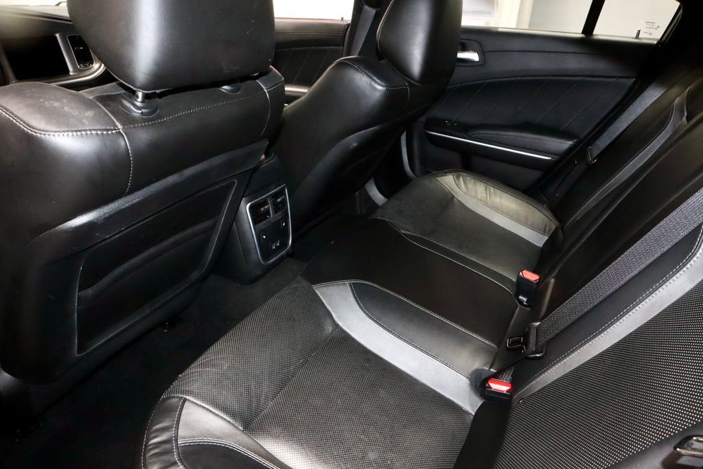 Used 2022 Dodge Charger SXT w/ Plus Group RWD image 21