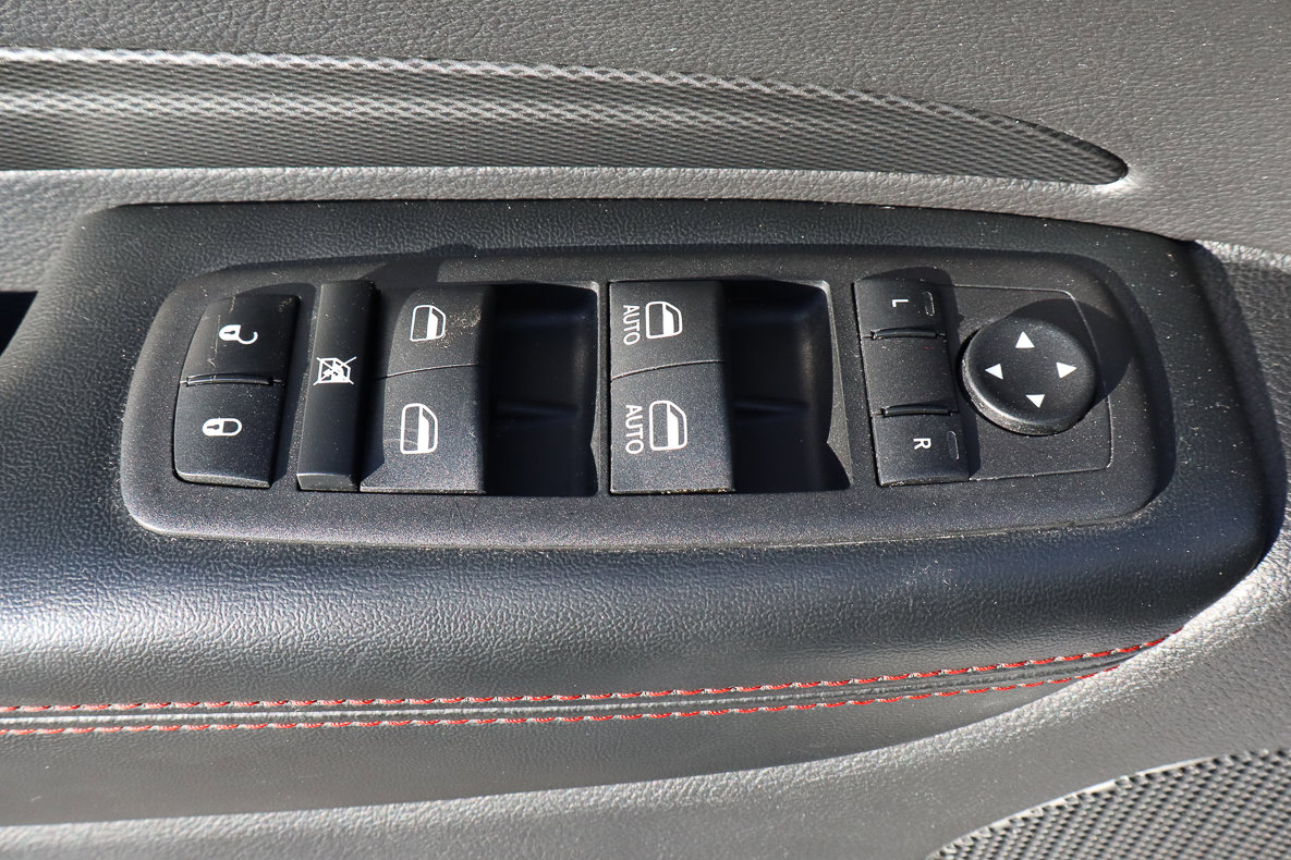 Used 2023 Dodge Durango GT image 14