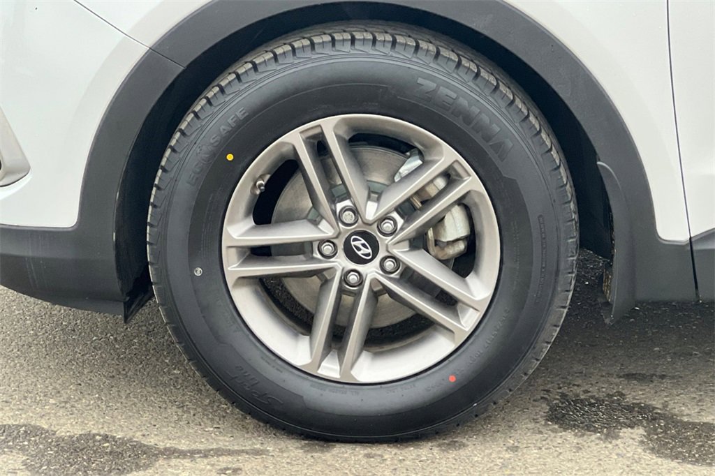 Used 2017 Hyundai Santa Fe Sport image 26