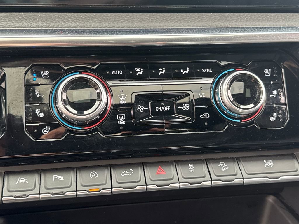 Used 2023 GMC Sierra 1500 Denali image 23