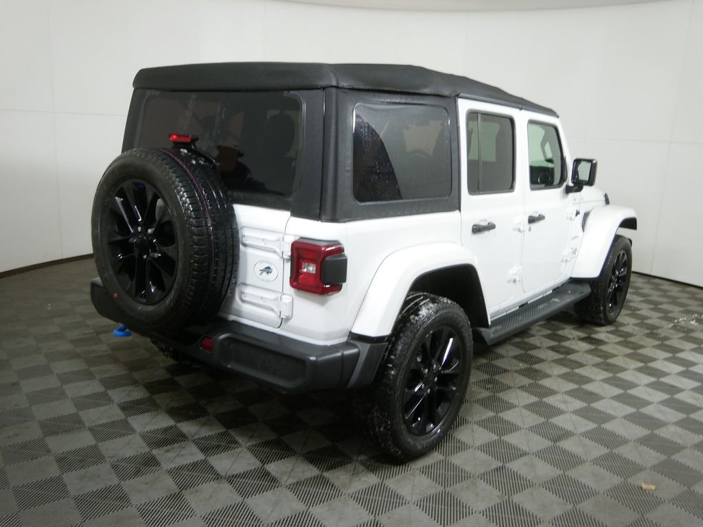 Used 2023 Jeep Wrangler Unlimited Sahara w/ Cold Weather Group image 3