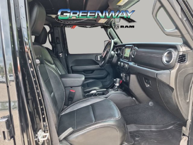 Used 2022 Jeep Wrangler Unlimited Sahara AWD/4WD image 10