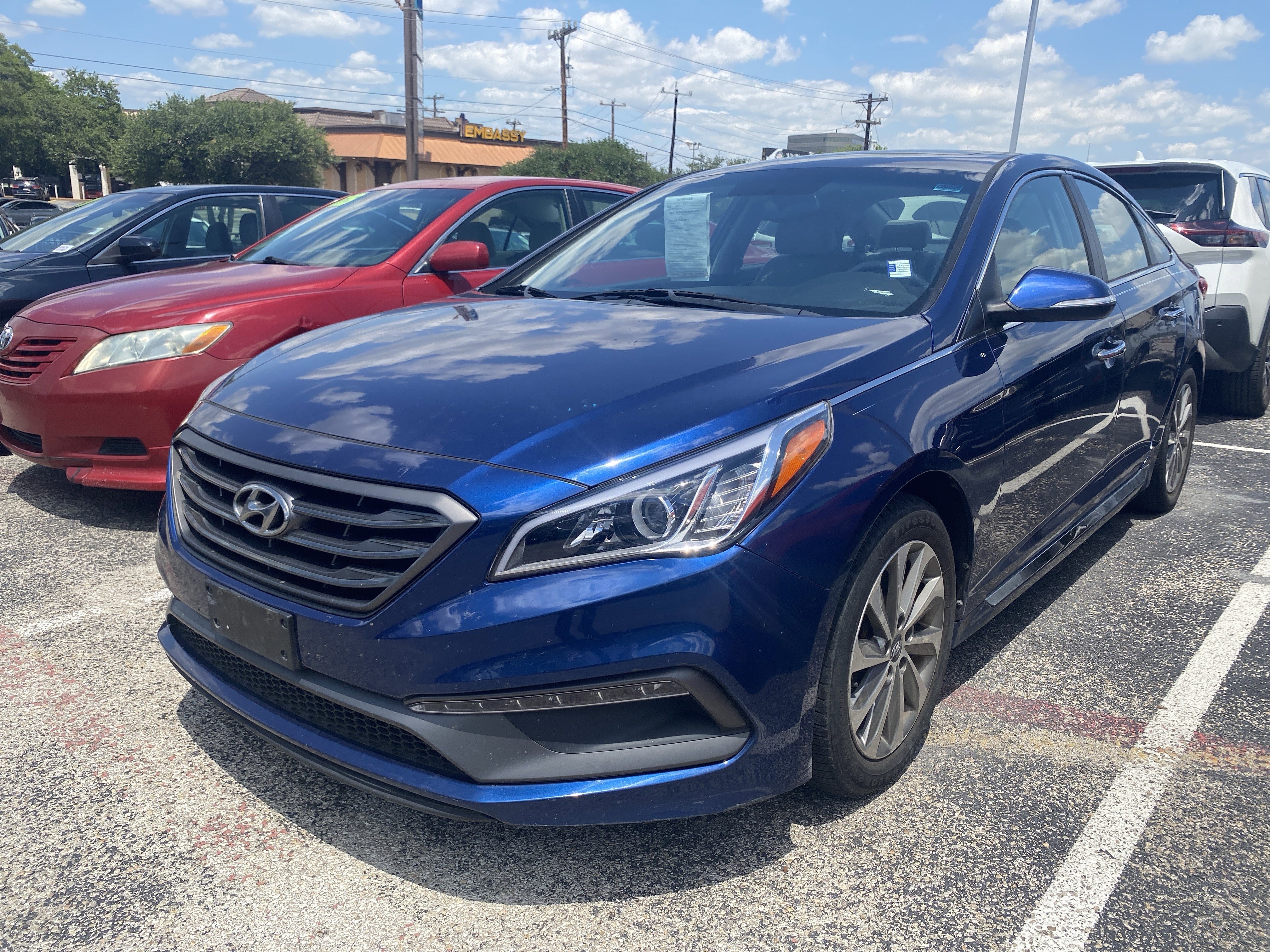 Used 2016 Hyundai Sonata Sport w/ Option Group 1V FWD image 1