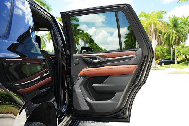 Used 2023 GMC Yukon Denali Ultimate AWD/4WD image 54