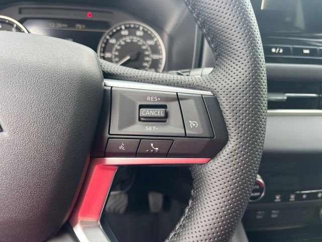 New 2026 Mitsubishi Outlander LE FWD image 18