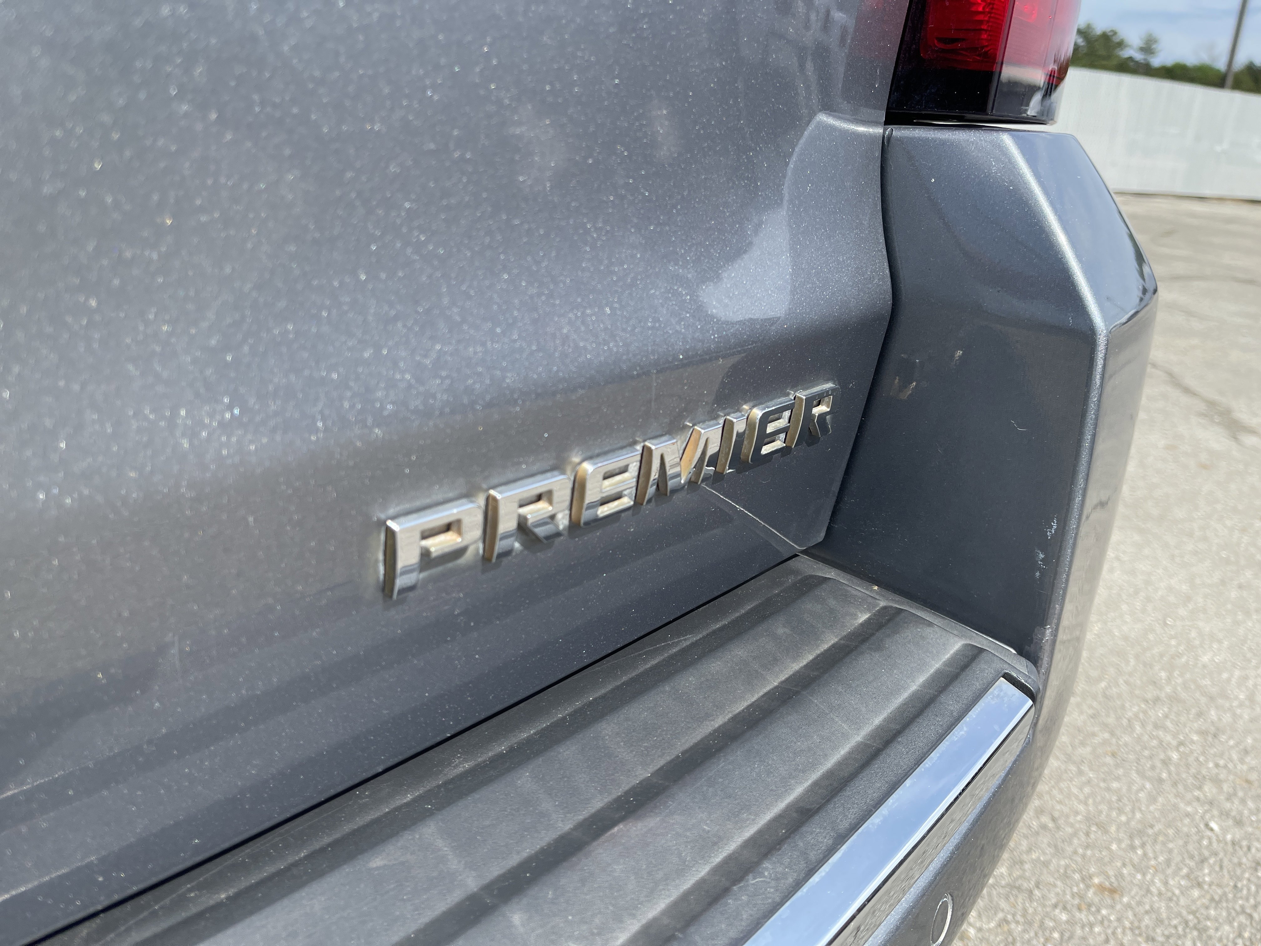 Used 2020 Chevrolet Tahoe Premier image 12