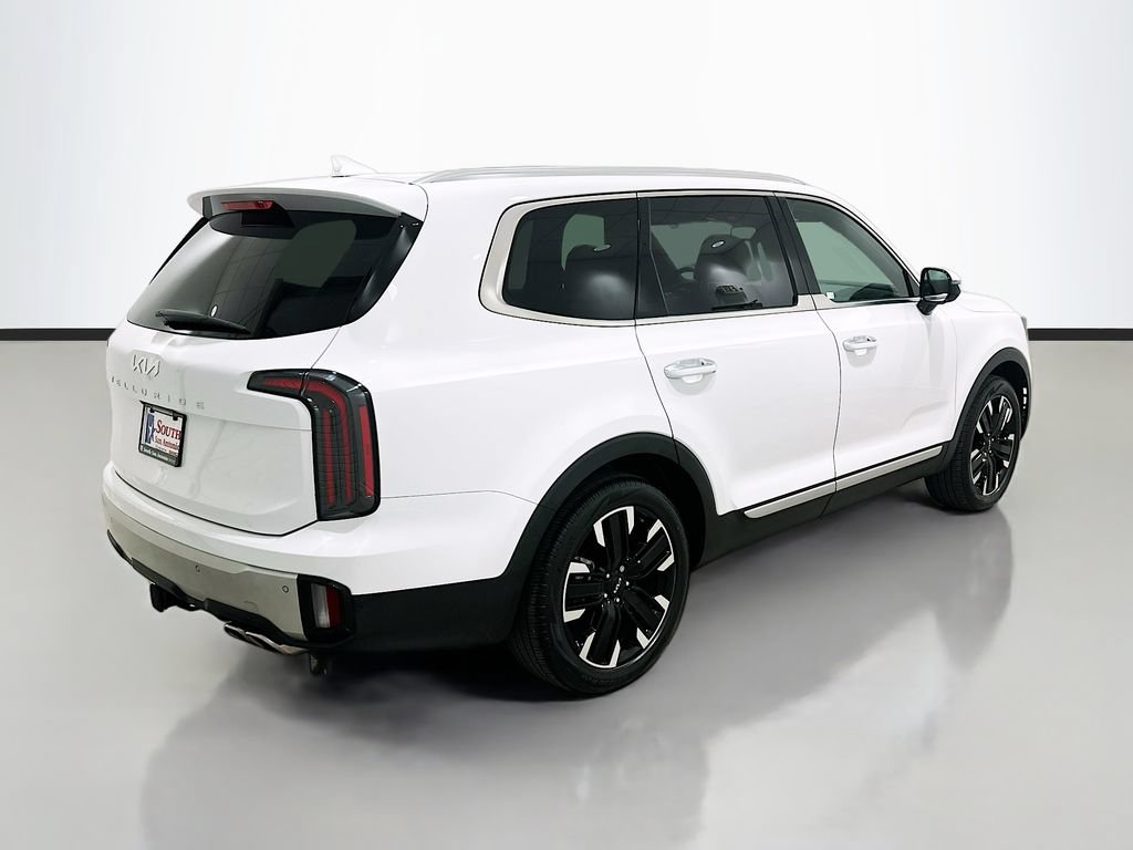 Used 2024 Kia Telluride SX w/ Towing Package FWD image 7