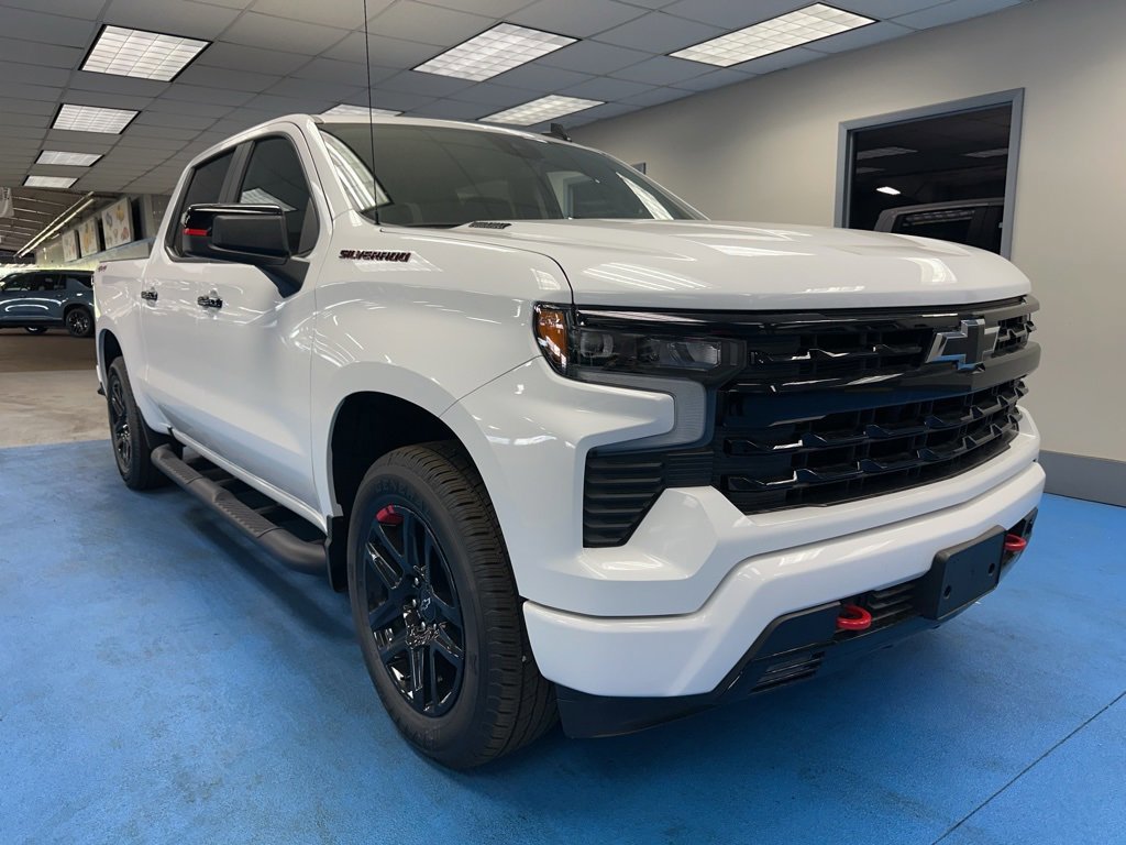 New 2025 Chevrolet Silverado 1500 RST w/ Redline Edition