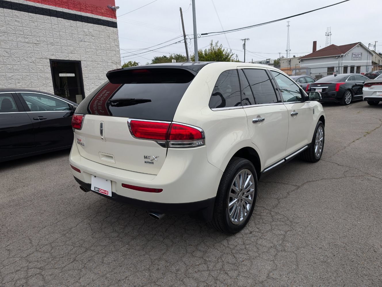 Used 2013 Lincoln MKX AWD image 6