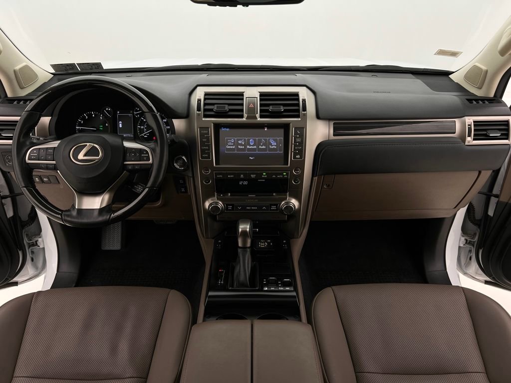 Used 2020 Lexus GX 460 Premium w/ Premium Package image 23