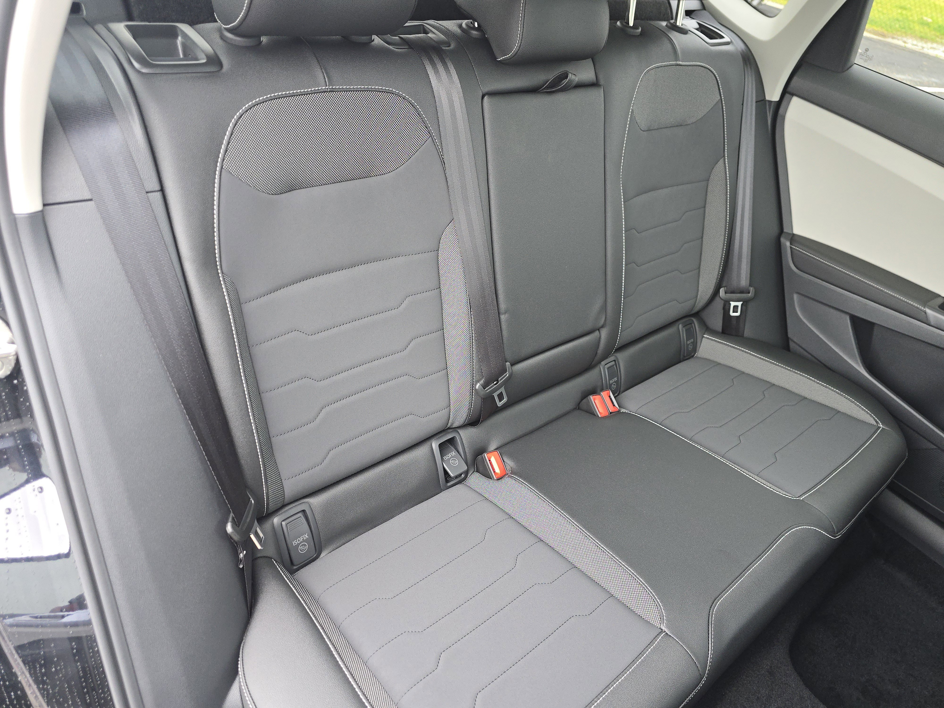 New 2026 Volkswagen Taos SE AWD/4WD image 19