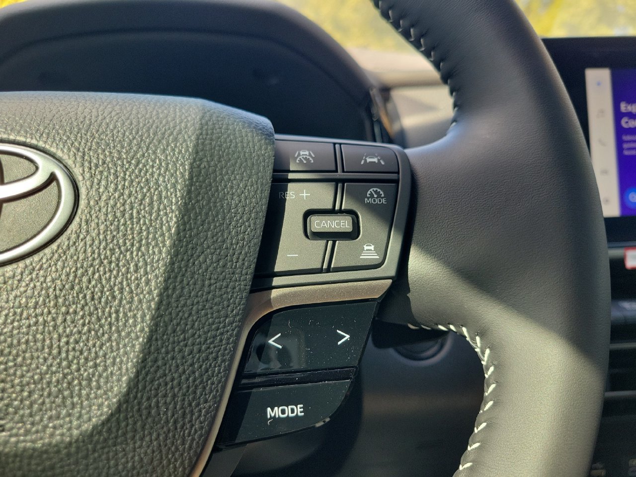 Used 2026 Toyota Camry SE FWD image 19
