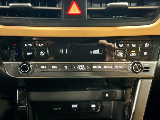Used 2025 Kia Seltos EX w/ EX Sunroof Package AWD/4WD image 16