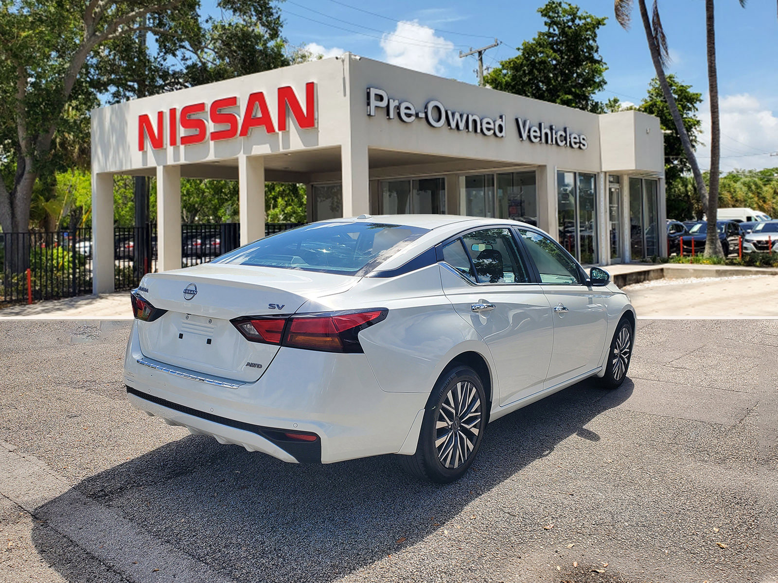 Certified 2023 Nissan Altima 2.5 SV image 4