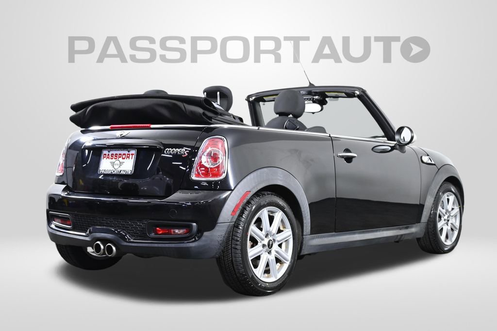 Used 2015 MINI Cooper S image 9