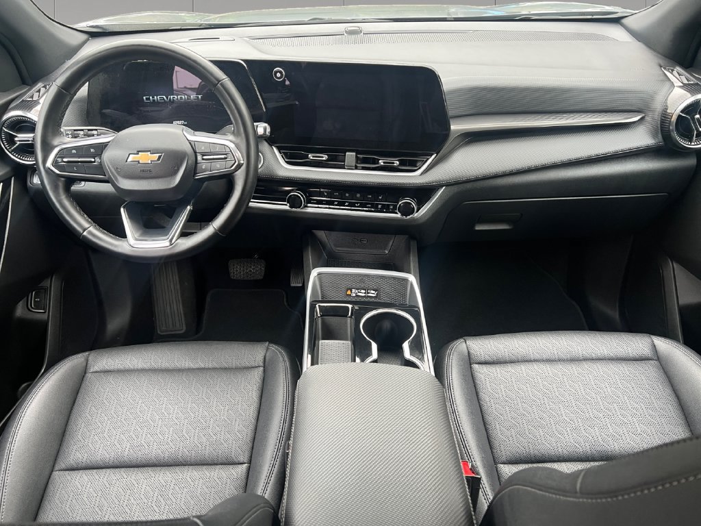 Used 2025 Chevrolet Equinox LT w/ Convenience Package II AWD/4WD image 13