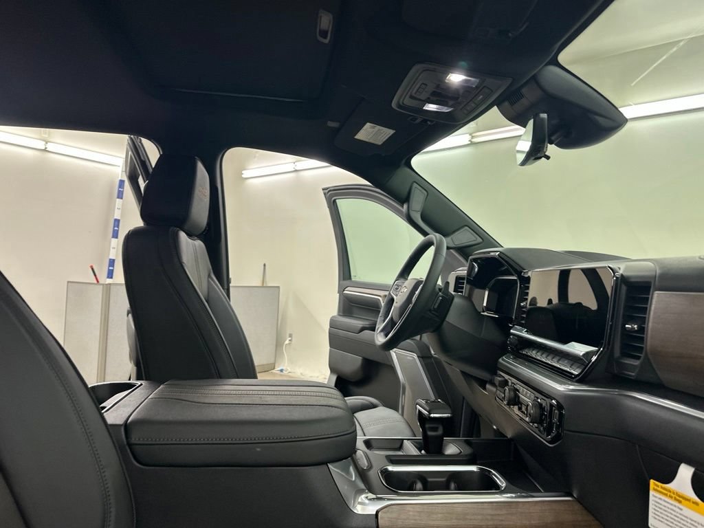 New 2026 Chevrolet Silverado 1500 High Country AWD/4WD image 24